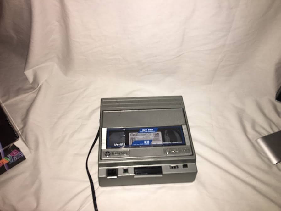 Kinyo　スポーツカー型VHSビデオリワインダー 現状品】KINYO製のスポーツカー型VHSビデオカセットテープ巻き